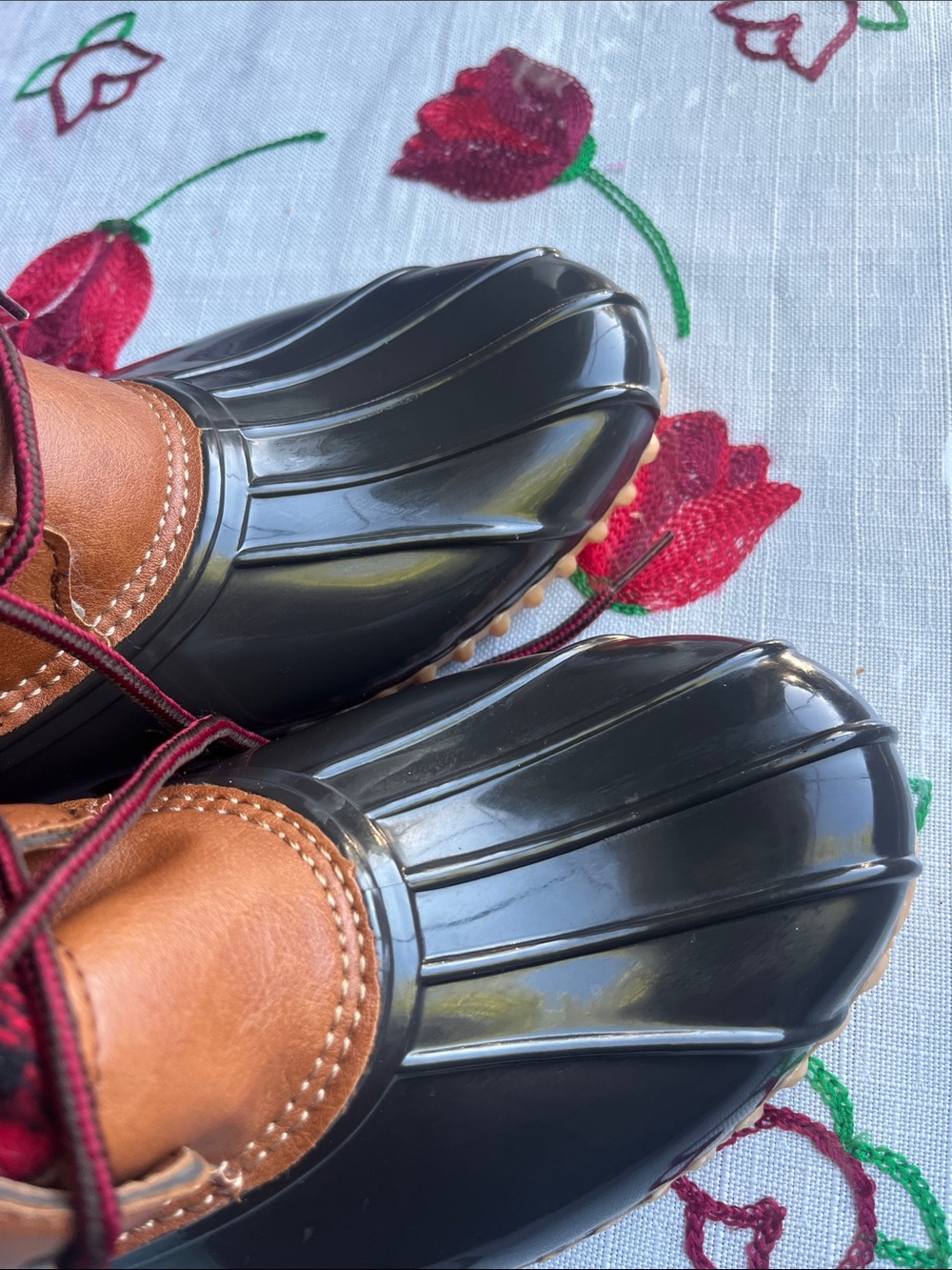 totes Red Black Plaid Winter Rain Duck Boots - Picture 15 of 15